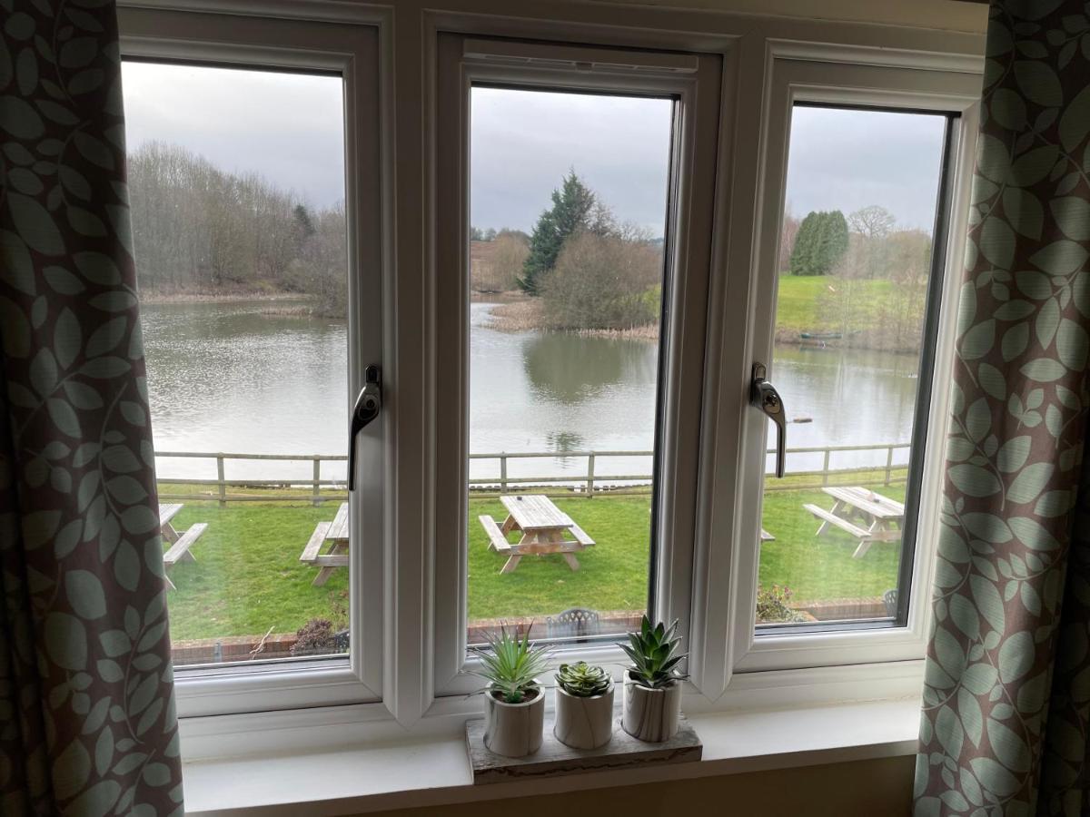 Cadmore Lodge Bed & Breakfast Tenbury Exteriér fotografie