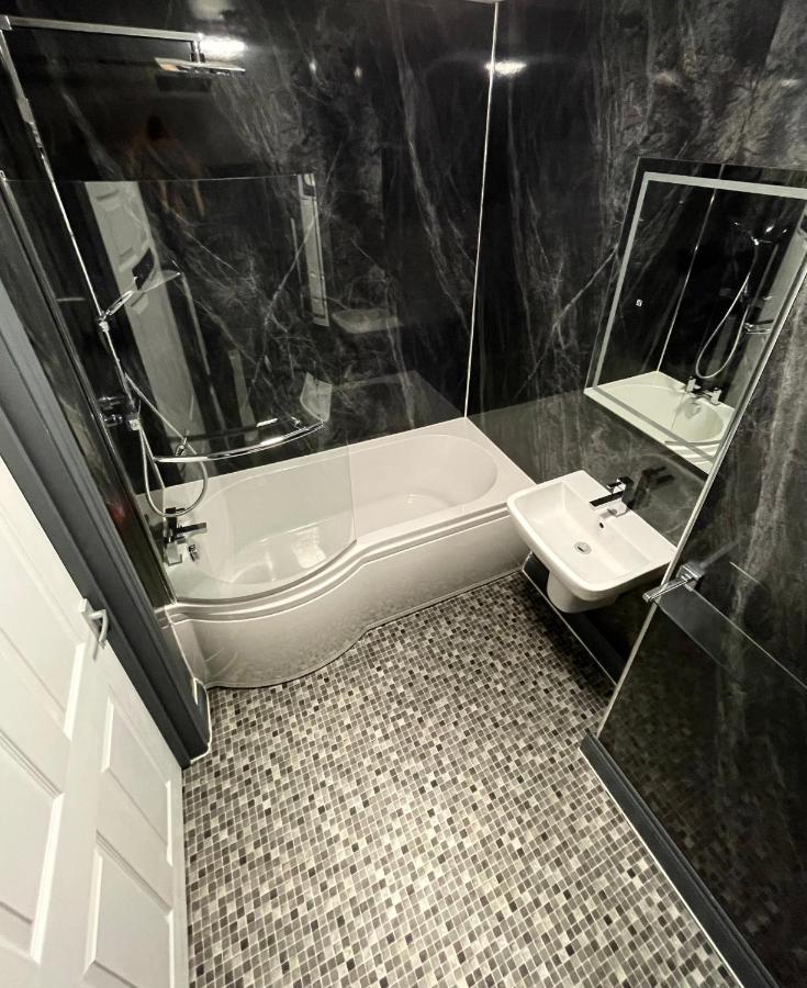 Cadmore Lodge Bed & Breakfast Tenbury Exteriér fotografie