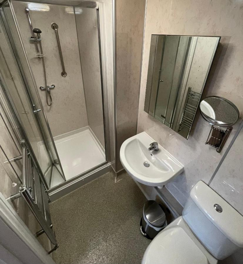 Cadmore Lodge Bed & Breakfast Tenbury Exteriér fotografie